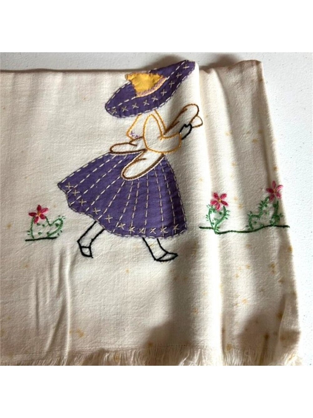 Vintage Hand Embroidered Señorita Kitchen Towels Set of 5 - Picture 4 of 6